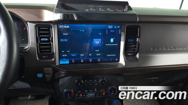 Ford Bronco 2022 — photo 18
