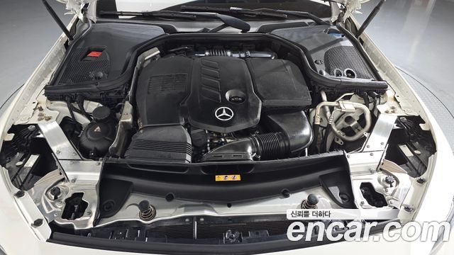 Mercedes-Benz CLS-Class 2020 — photo 6