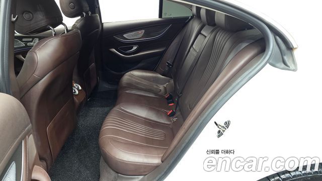 Mercedes-Benz CLS-Class 2020 — photo 17