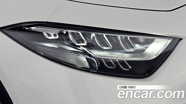 Mercedes-Benz CLS-Class 2020 — photo 8