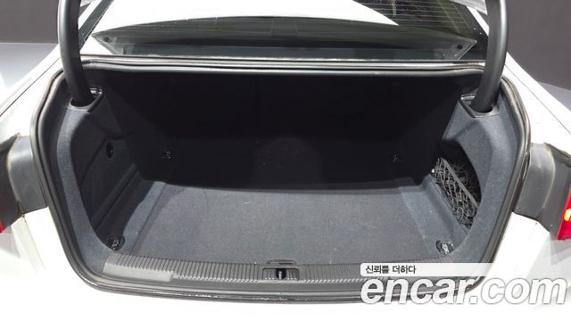 Audi A6 2013 — photo 20