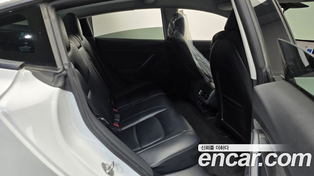 Tesla Model 3 2021 — photo 17