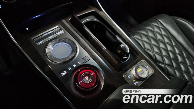 Genesis GV80 2021 — photo 12