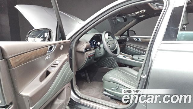 Genesis GV80 2021 — photo 13