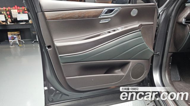 Genesis GV80 2021 — photo 14