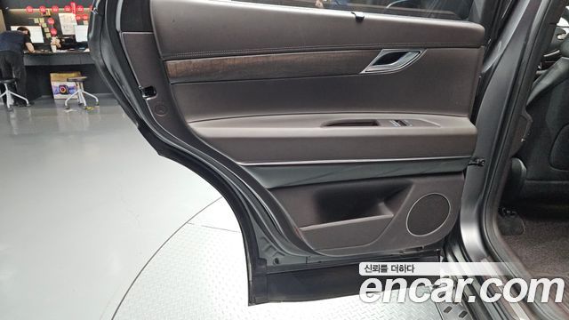 Genesis GV80 2021 — photo 15