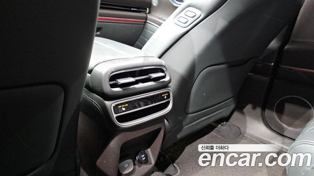 Genesis GV80 2021 — photo 31