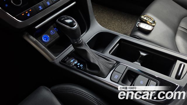 Hyundai Sonata 2017 — photo 12