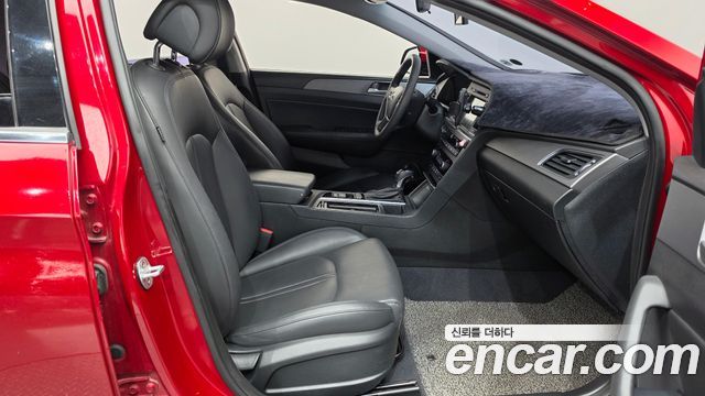 Hyundai Sonata 2017 — photo 16