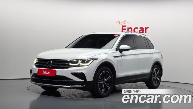 Volkswagen Tiguan 2021 — photo 1