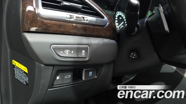 Genesis EQ900 2018 — photo 26