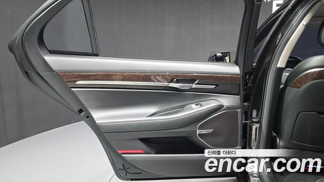 Genesis EQ900 2018 — photo 15