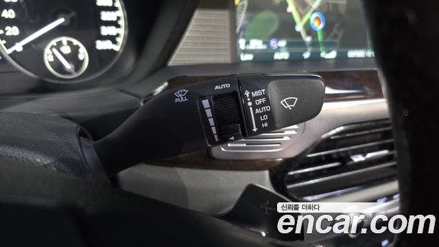Genesis EQ900 2018 — photo 28