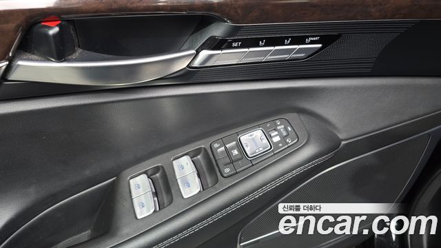 Genesis EQ900 2018 — photo 29