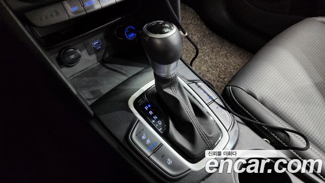 Hyundai Kona 2020 — photo 12