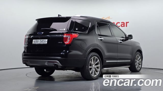 Ford Explorer 2016 — photo 2