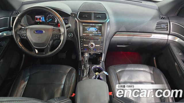 Ford Explorer 2016 — photo 7