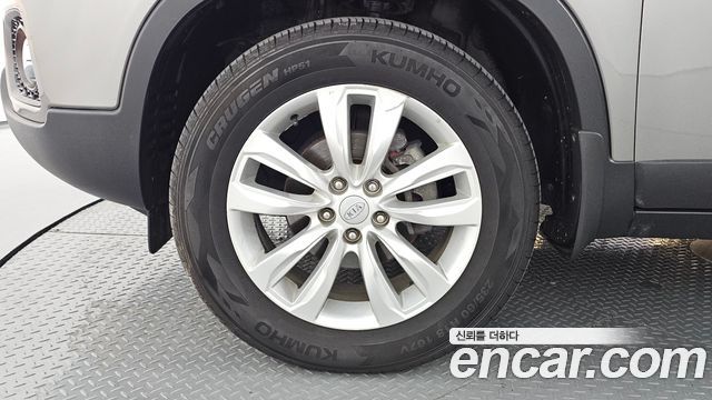 Kia Sorento 2011 — photo 5