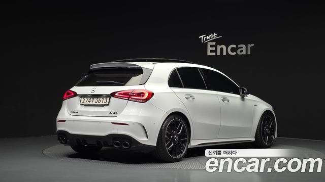 Mercedes-Benz A-Class 2023 — photo 2