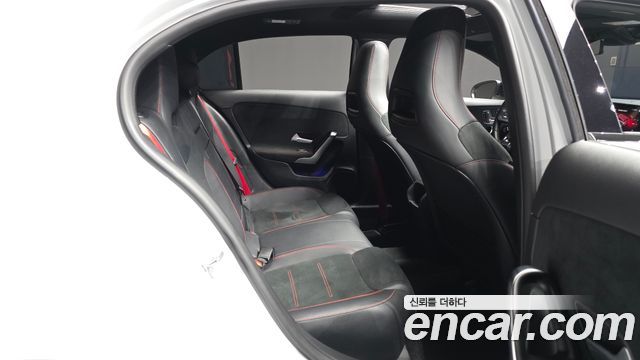 Mercedes-Benz A-Class 2023 — photo 18