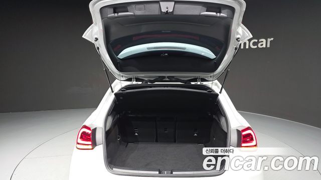 Mercedes-Benz A-Class 2023 — photo 26