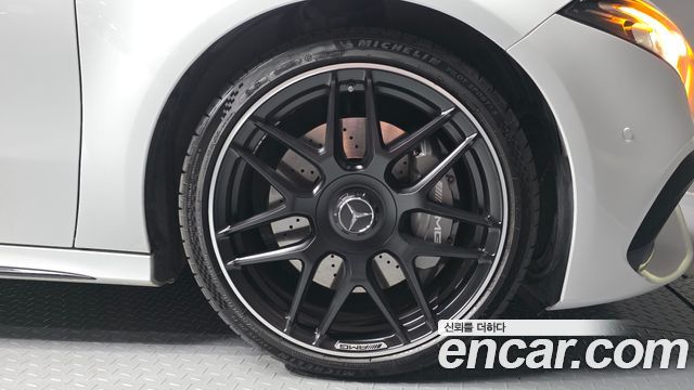 Mercedes-Benz A-Class 2023 — photo 7
