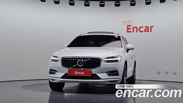 Volvo XC60 2018 — photo 3