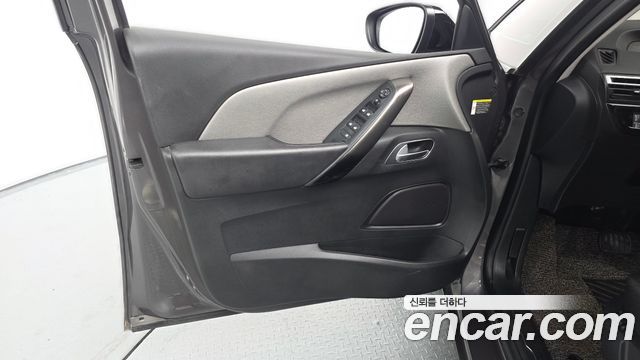Citroën / DS C4 SpaceTourer 2021 — photo 14