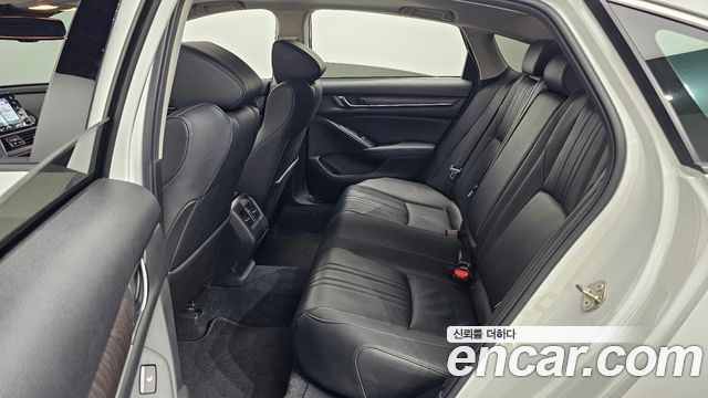 Honda Accord 2020 — photo 18