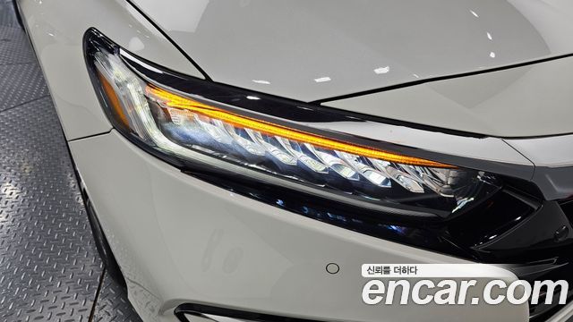 Honda Accord 2020 — photo 8