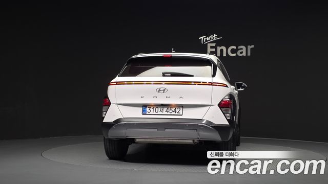 Hyundai Kona 2023 — photo 4