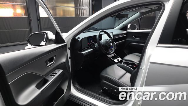 Hyundai Kona 2023 — photo 13