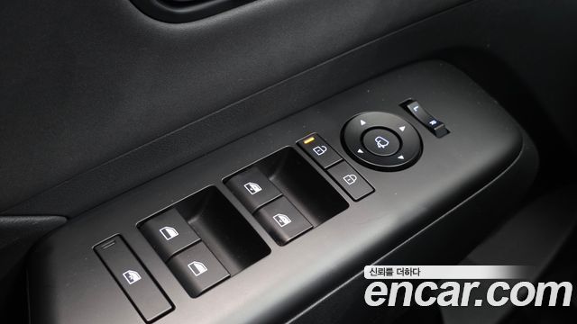Hyundai Kona 2023 — photo 27