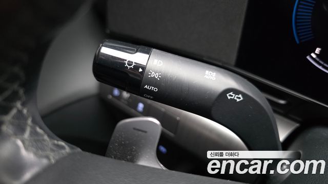 Hyundai Kona 2023 — photo 28
