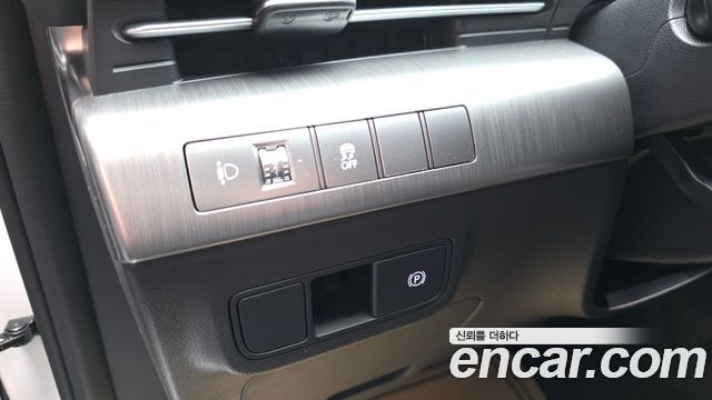Hyundai Kona 2023 — photo 29