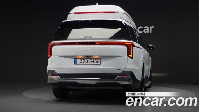 Kia Canival 2025 — photo 4