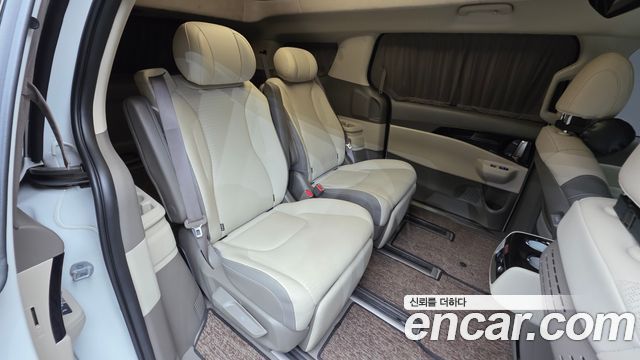 Kia Canival 2025 — photo 17