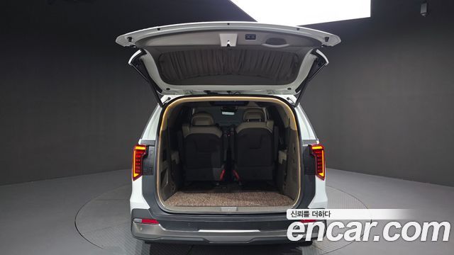Kia Canival 2025 — photo 19