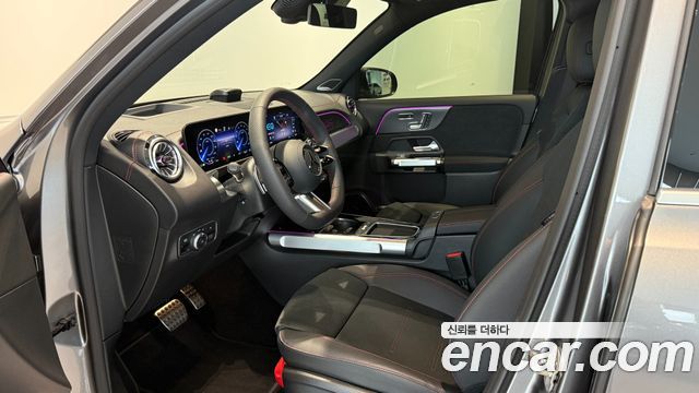 Mercedes-Benz EQB 2026 — photo 16