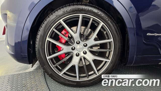Maserati Levante 2019 — photo 5