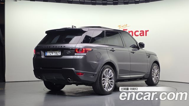 Land Rover Range Rover Sport 2017 — photo 2