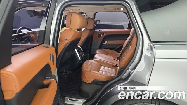 Land Rover Range Rover Sport 2017 — photo 11