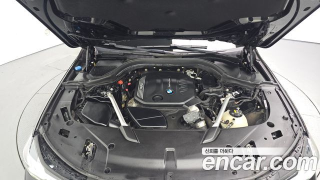 BMW Gran Turismo 2023 — photo 6