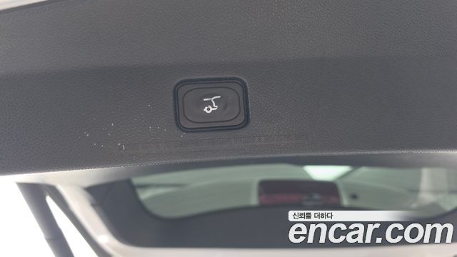 Ford Explorer 2017 — photo 28