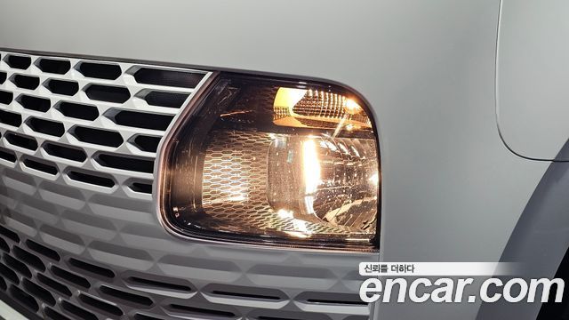 Hyundai Staria 2023 — photo 8