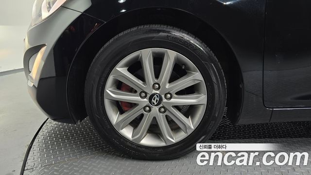 Hyundai AVANTE 2014 — photo 5