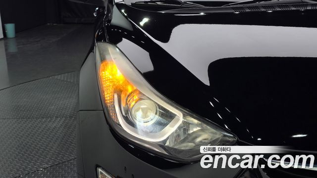Hyundai AVANTE 2014 — photo 8
