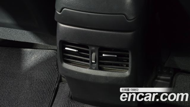 Hyundai AVANTE 2014 — photo 29