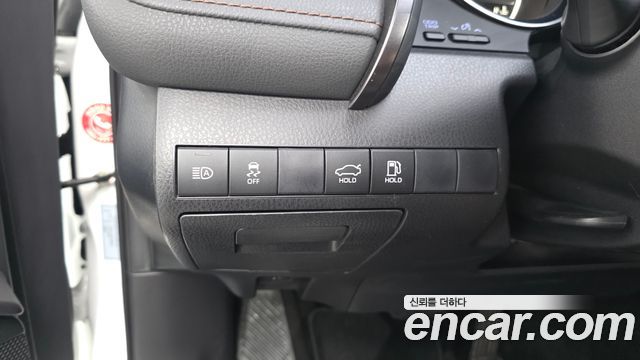 Toyota Camry 2019 — photo 23