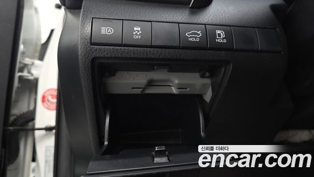Toyota Camry 2019 — photo 30